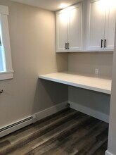 556 Water St, Unit #2 in Gardiner, ME - Building Photo - Building Photo