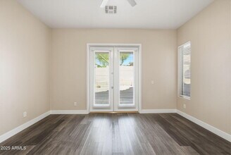 7606 E Via Del Sol Dr in Scottsdale, AZ - Building Photo - Building Photo