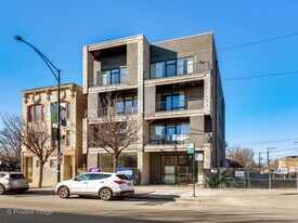2518 W Division St in Chicago, IL - Building Photo