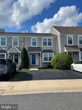 716 Heather Ln in Aston, PA - Building Photo - Building Photo