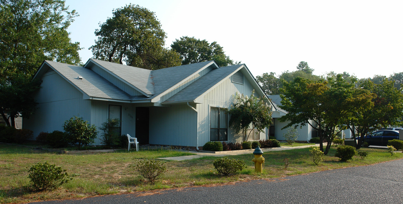 2700-2760 Helaman Ct in Fayetteville, NC - Building Photo