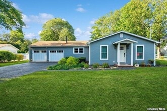 84 4th St in Riverhead, NY - Building Photo - Building Photo