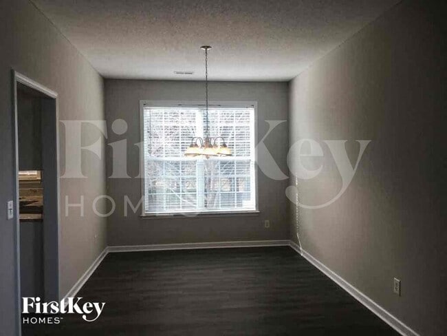 2900 Hickman Ln, Unit Main-414 in Winston-Salem, NC - Foto de edificio - Building Photo