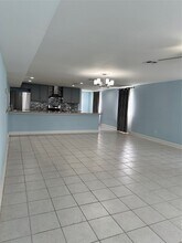 1102 Winnie St in Galveston, TX - Building Photo - Building Photo