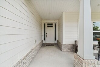 585 Riverwalk Cir in Freeport, FL - Building Photo - Building Photo