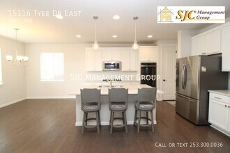 15116 Tyee Dr E in Bonney Lake, WA - Building Photo - Building Photo