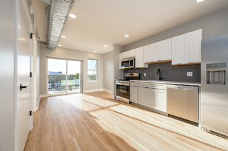 The Watershed in Sturgis, MI - Foto de edificio - Interior Photo