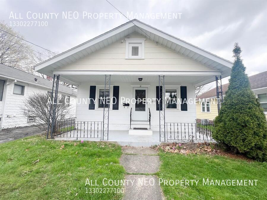 1217 Dietz Ave in Akron, OH - Building Photo