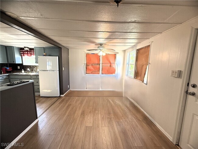 115 Torch Terrace in North Fort Myers, FL - Building Photo - Building Photo