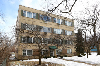 743-& 747 Ridge Ave in Evanston, IL - Building Photo - Building Photo