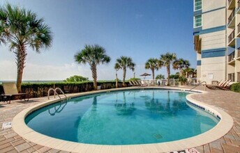 2506 N Ocean Blvd in Myrtle Beach, SC - Foto de edificio - Building Photo