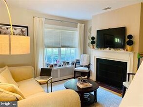 1712 37th St NW in Washington, DC - Building Photo - Building Photo