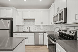 4007 New Orleans St in Houston, TX - Foto de edificio - Building Photo