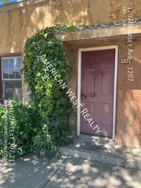 1207 Rumsey Ave-Unit -1207 in Cody, WY - Building Photo