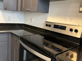 672 W Sheridan Rd, Unit A01C in Chicago, IL - Building Photo