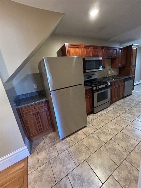 91 Glen St in Somerville, MA - Building Photo