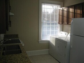 611 Washington St in Raleigh, NC - Building Photo - Building Photo
