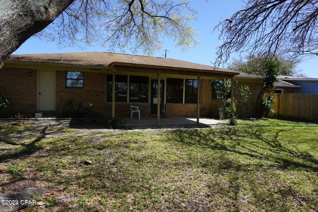 208 Castile Cir in Panama City Beach, FL - Building Photo