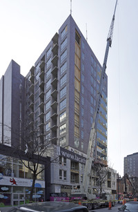 Le Catherine Condos in Montréal, QC - Building Photo - Building Photo