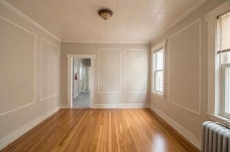 7 Sager Pl, Unit 2R in Irvington, NJ - Building Photo - Building Photo