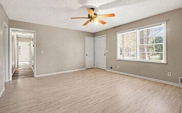 4460 Marjorie Rd SW in Snellville, GA - Building Photo - Building Photo