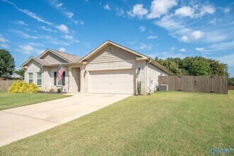 117 Red Fox Wy in Meridianville, AL - Building Photo - Building Photo