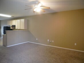 119 Pine Meadows Cir in Elmore, AL - Building Photo - Building Photo