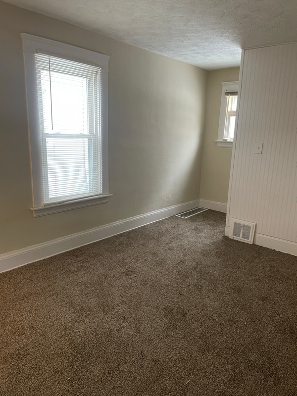 3114 Ruby Ave in Cleveland, OH - Foto de edificio - Building Photo