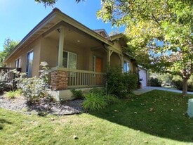 5000 Fall Colors Ct in Reno, NV - Building Photo