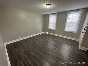 3915 Bridge Ave in Cleveland, OH - Building Photo - Building Photo