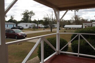 609 Sapling Ln in Albany, GA - Building Photo - Building Photo