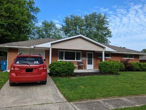 5284 Mystic Dr in Dayton, OH - Building Photo - Building Photo