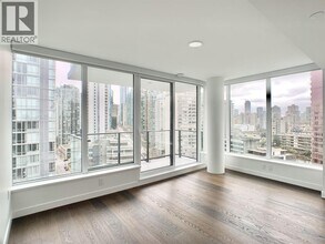 620 Cardero St in Vancouver, BC - Building Photo - Building Photo