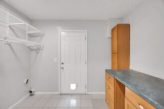 10931 Rock Island Rd in Jacksonville, FL - Building Photo - Building Photo