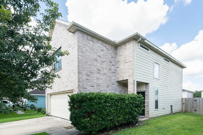 14410 Acuna Ln in Houston, TX - Building Photo - Building Photo