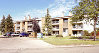 Hermitage Village Apartments in Edmonton, AB - Building Photo - Building Photo