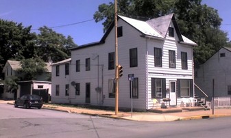 167 Ann St Apartments