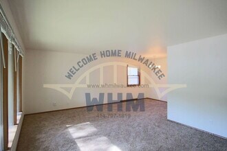 8526 W Appleton Ave in Milwaukee, WI - Building Photo - Building Photo