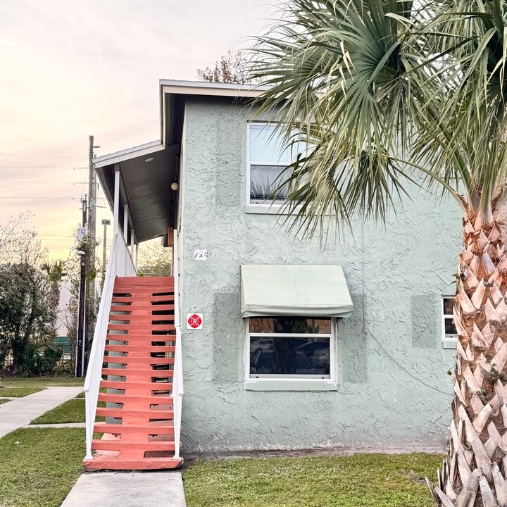 724 Michigan Ct in St. Cloud, FL - Building Photo