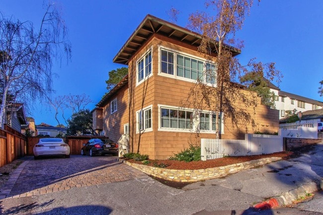 property at 3762 Monte Verde St