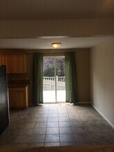 2204 Wildflower Way in Bellingham, WA - Foto de edificio - Building Photo