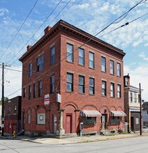 300 Hays Ave in Pittsburgh, PA - Foto de edificio - Building Photo