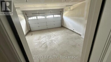 16 Stokes Rd in Brant, ON - Building Photo - Building Photo