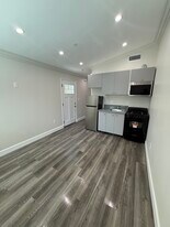 14352 Tiara St, Unit 14352 Tiara Unit 4 (ADU3) in Van Nuys, CA - Building Photo