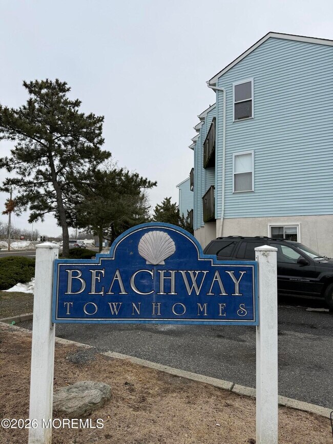 4 Beachway Ave in Keansburg, NJ - Building Photo - Building Photo