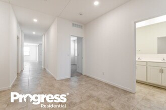 25320 N 144th Dr in Sun City West, AZ - Building Photo - Building Photo