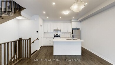 87 Anna Russell Way in Markham, ON - Building Photo - Building Photo