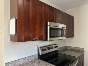 12424 Peconic Ct in Wellington, FL - Building Photo - Building Photo
