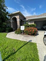 7409 Linden Ln in Sarasota, FL - Building Photo