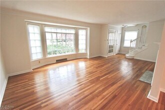 4050 Silsby Rd in University Heights, OH - Building Photo - Building Photo